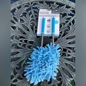 Sophisti-Clean Telescopic Duster Bendable Microfiber Duster Reaches up to 30in